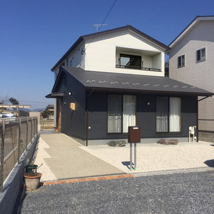 Immagine della facciata di una casa etnica