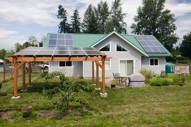 Inspiration for a modern home design remodel in Vancouver