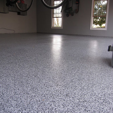 Epoxy Flooring : Garages, Auto-dealership & Commercial Spaces