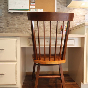 Transitional Two-Toned Kitchen Renovation