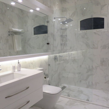 modern marble bathroom