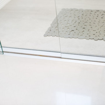 Un bagno piccolo fuori, ma grande dentro