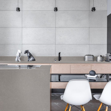 UPTOWN GREY - A sublimely cool grey