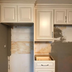 CREAM GLAZE MAPLE KITCHEN - Products