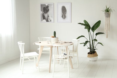 Design ideas for a scandinavian dining room in Melbourne.