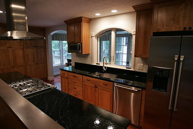 Example of a kitchen design in Boston