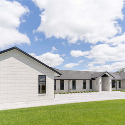 Premier Estate Brick in White - Products