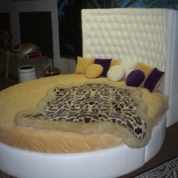 Round Beds