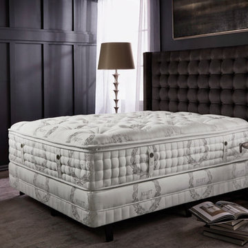 Kluft Palais Royale Vie de Luxe Collection