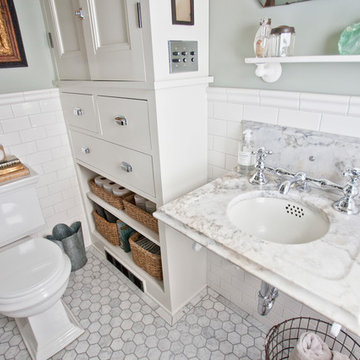 Greek Revival- Master Bath