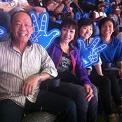 Jon Le's photo