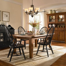Hopkinton breakfast nook