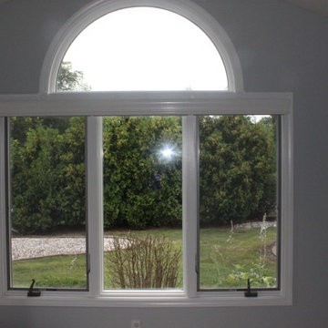 Brooks-Roller with wood Valance