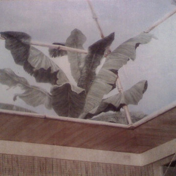 Teen girl's tropical ceiling mural