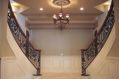 Foyer - mid-sized traditional ceramic tile foyer idea in Chicago with gray walls