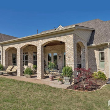 Continuous Custom Brick Design
