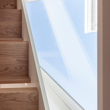 Project #48 | Contemporary Staircase with Warm Tones