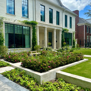 River Oaks 4 - Landscape Maintenance & Seasonal Color
