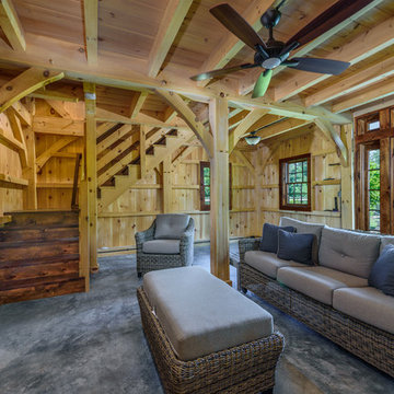 Greenwich Post & Beam Carriage House