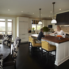 Kitchen. Window treatment