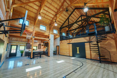 Home gym photo in Other