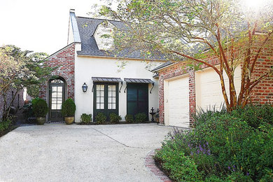 Traditional exterior home idea in New Orleans
