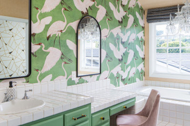 Example of a bathroom design in Orange County