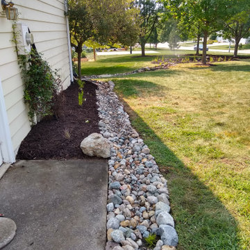 Rain Garden with Dry Stream