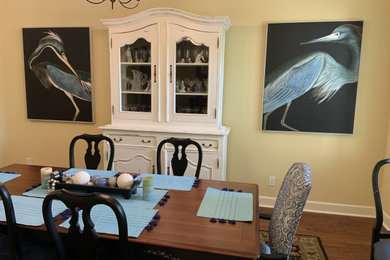 Example of a transitional dining room design in Tampa