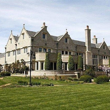 Delong Road Residence