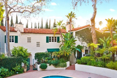 Exterior home idea in Los Angeles