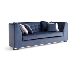 37-19112A Wilde Sofa - Products