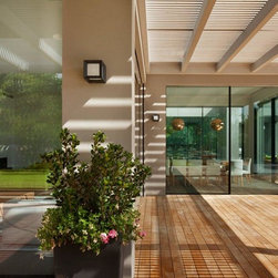 Contemporary Home with Invisible Sliders - Windows And Doors
