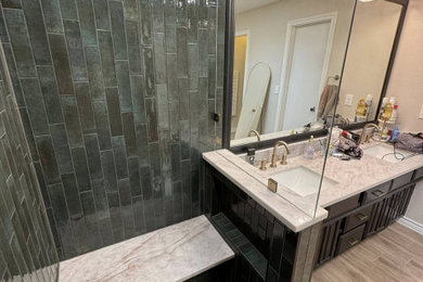 Bathroom photo in Dallas