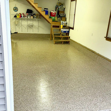 Laurel, DE Garage