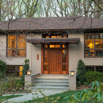 Prairie-Style Entry & Foyer