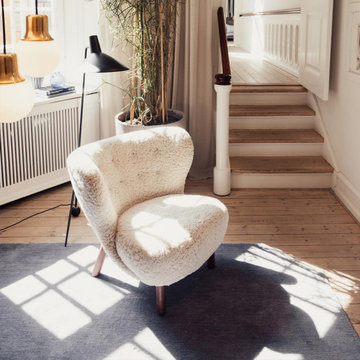 Little Petra Lounge Chair
