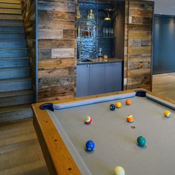 Squishytown Pool Table & Bar
