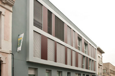 Edificio de 15 viviendas y aparcamiento en Sabadell