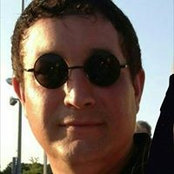 Steve Perry's photo