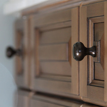 Los Serranos Master Bathroom