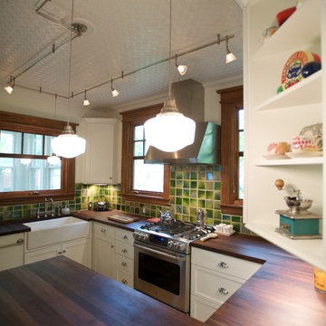 Traditional Kitchens