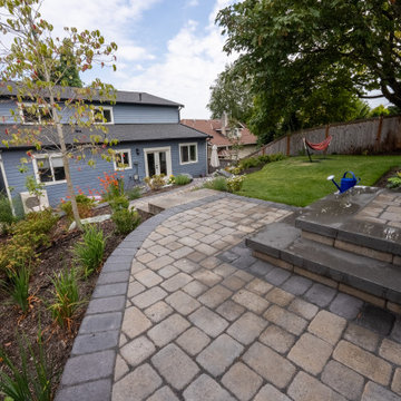 Sloped Backyard Relaxing Hideaway