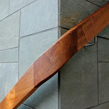 Ridge House | Handrail Detail