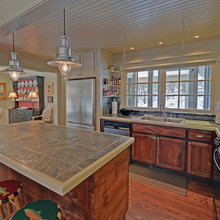 Lake House Kitchen similarities
