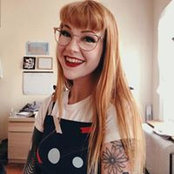 Saskia Engle's photo