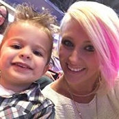 Cher Thomas's photo