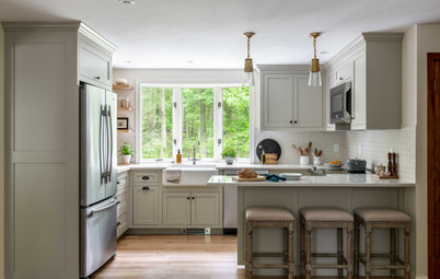 Kitchen of the Week: Green-Gray Cabinets and a Pass-Through