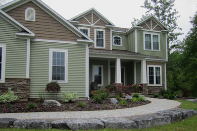 Example of an arts and crafts home design design in New York