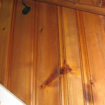 Stair Wainscot, continuous handrail, mounting bracket